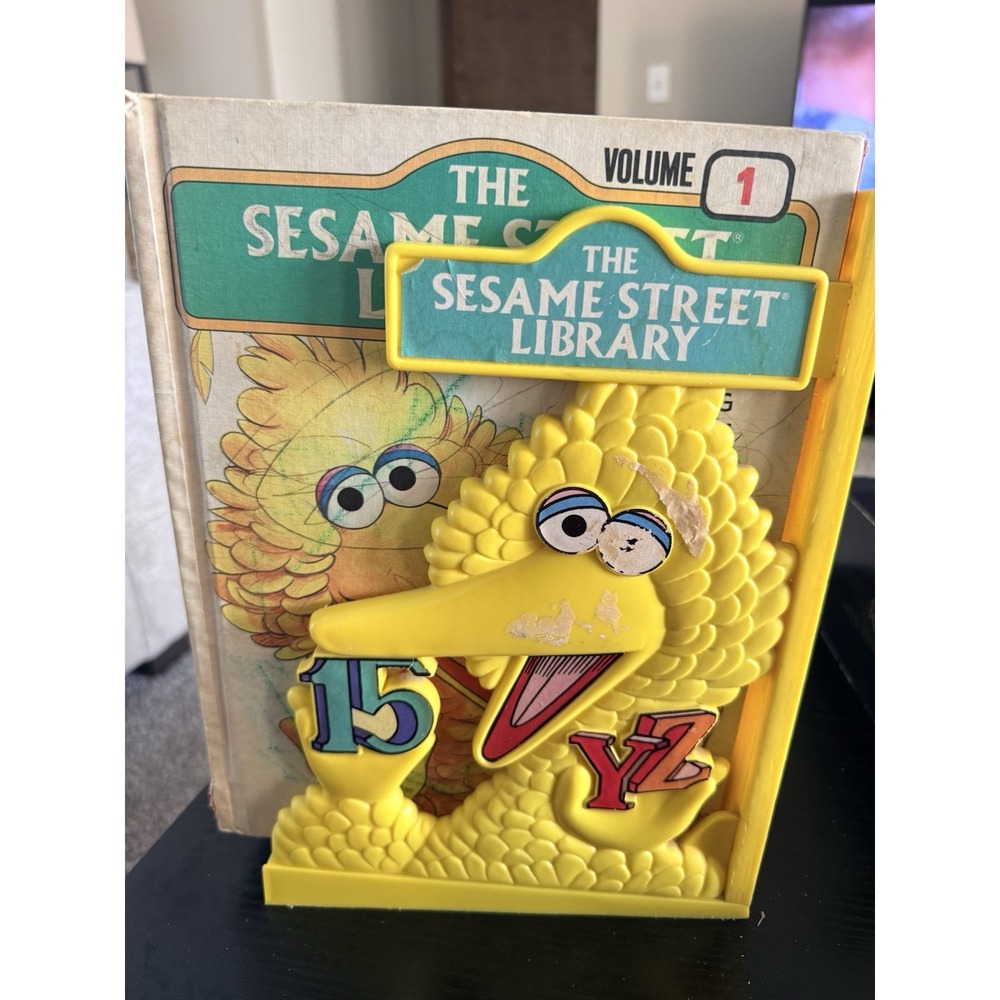 The Sesame Street Library Vol. 1-15 Complete Set with Big Bird BookStand VTG 70s